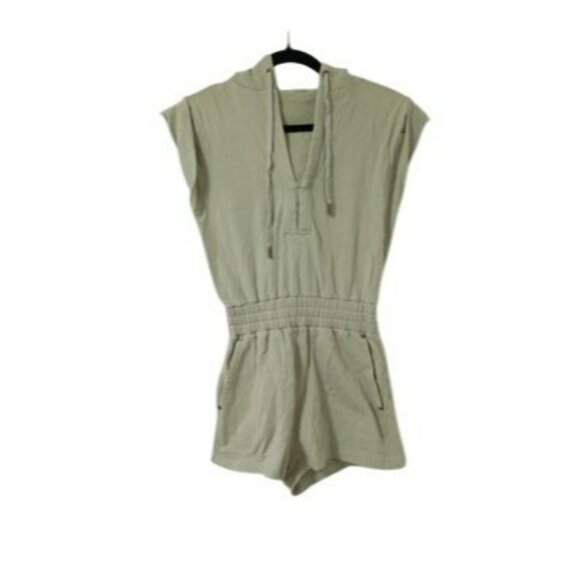 Intermix Hooded Romper Size P Green  With Drawstring Waist & Short Sleeves - Picture 4 of 13